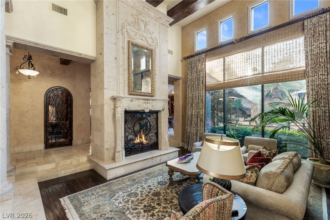 7 Chalk Hill Court Las Vegas NV 89141