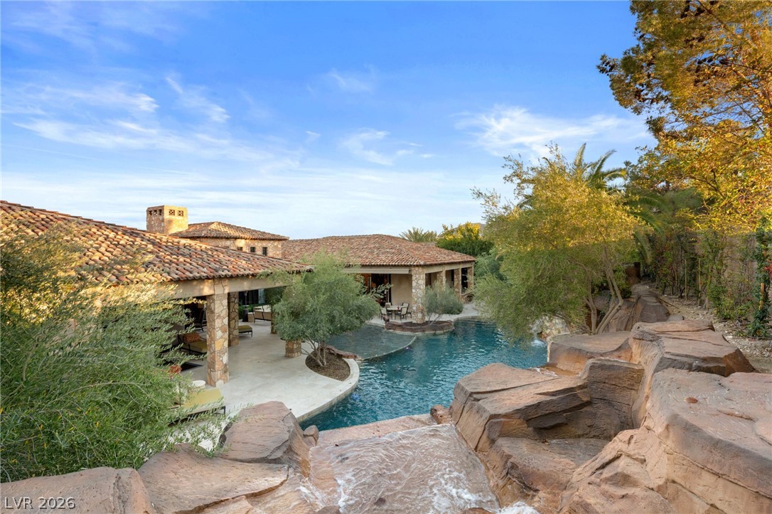 7 Chalk Hill Court Las Vegas NV 89141