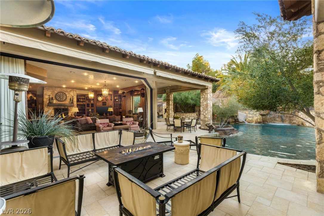 7 Chalk Hill Court Las Vegas NV 89141