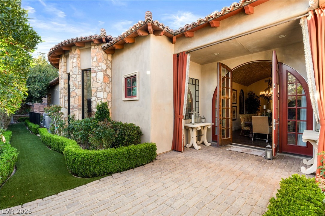 7 Chalk Hill Court Las Vegas NV 89141