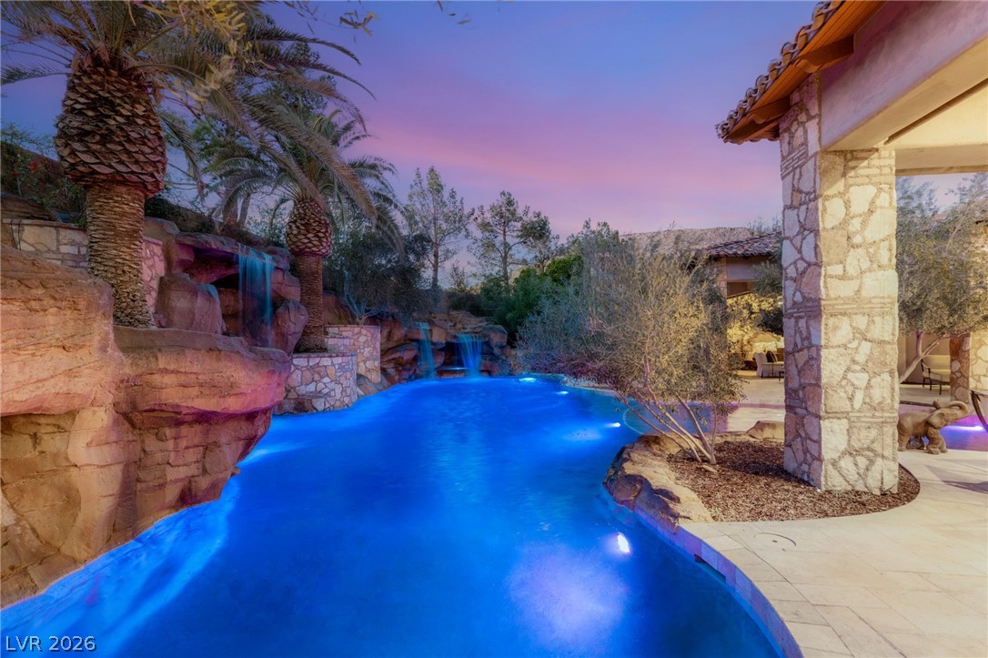 7 Chalk Hill Court Las Vegas NV 89141