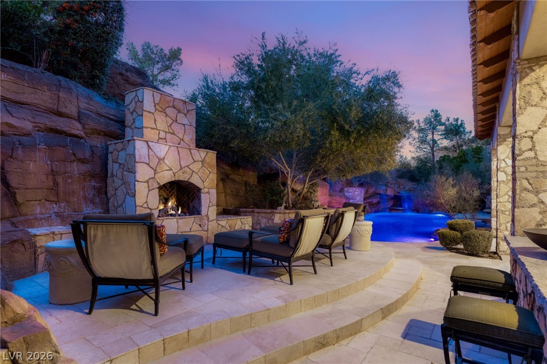 7 Chalk Hill Court Las Vegas NV 89141