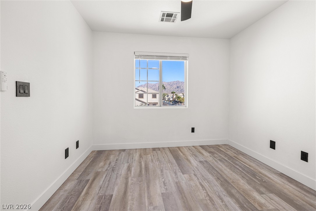 4817 Whispering Spring Avenue Las Vegas NV 89131