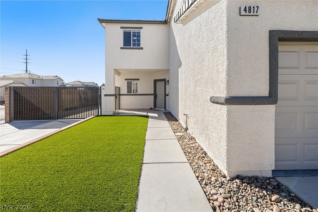 4817 Whispering Spring Avenue Las Vegas NV 89131