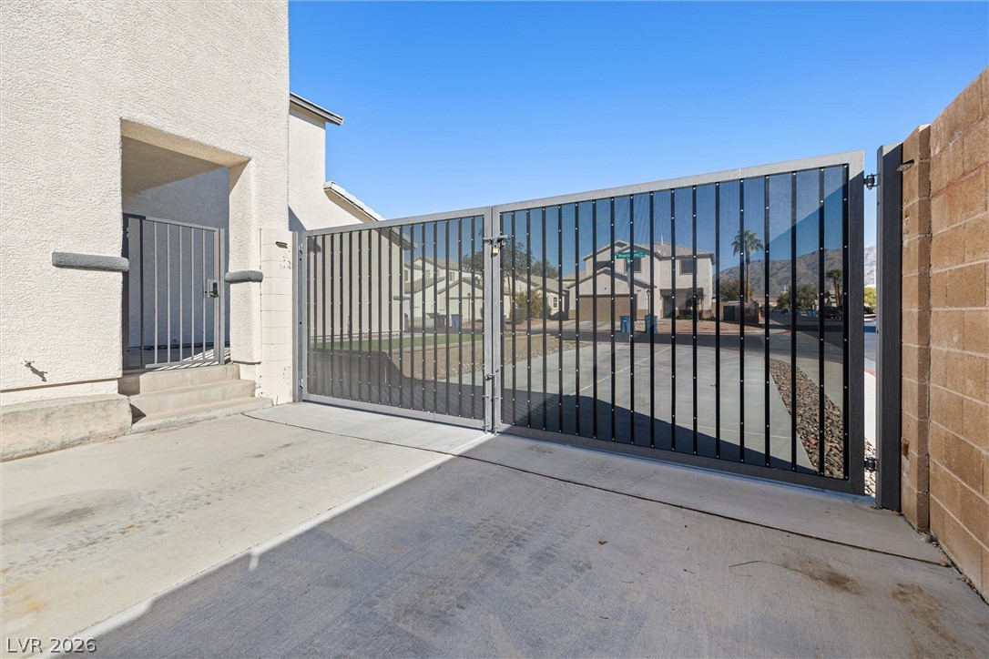 4817 Whispering Spring Avenue Las Vegas NV 89131