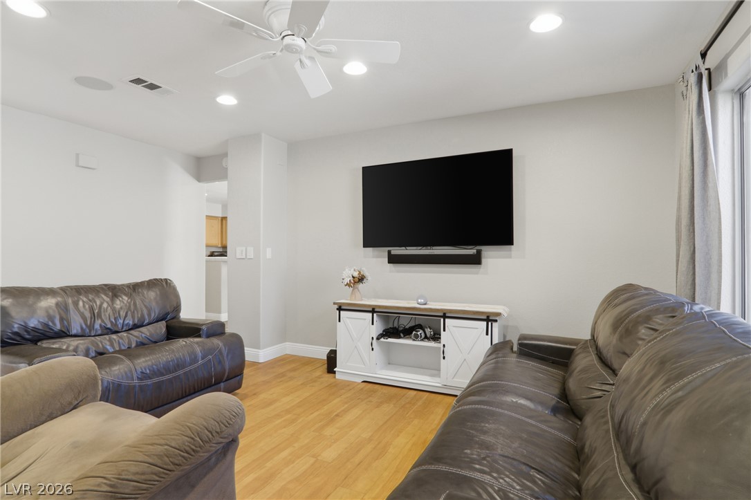 7943 Lions Mane Court Las Vegas NV 89123