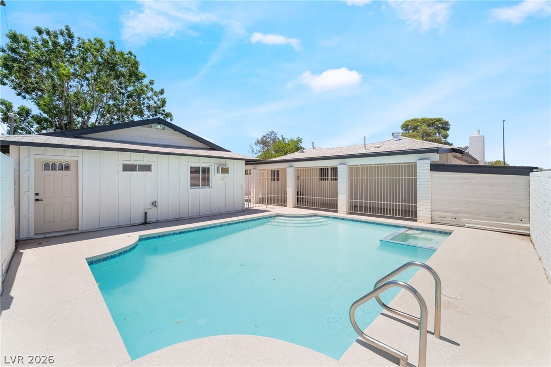 39 Lowery Street Henderson NV 89015