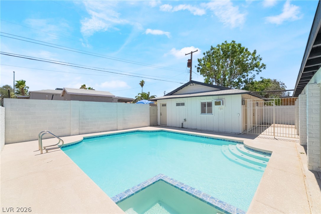 39 Lowery Street Henderson NV 89015