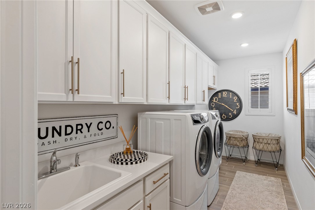 25 Red Creek Bluff Street Henderson NV 89011