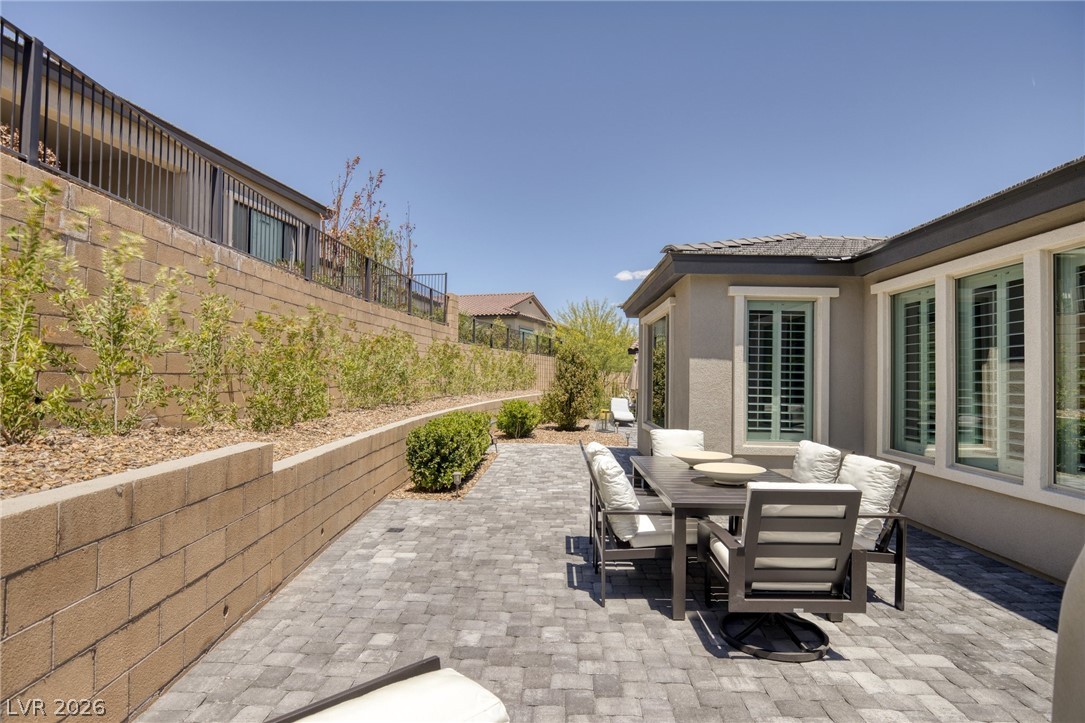 25 Red Creek Bluff Street Henderson NV 89011