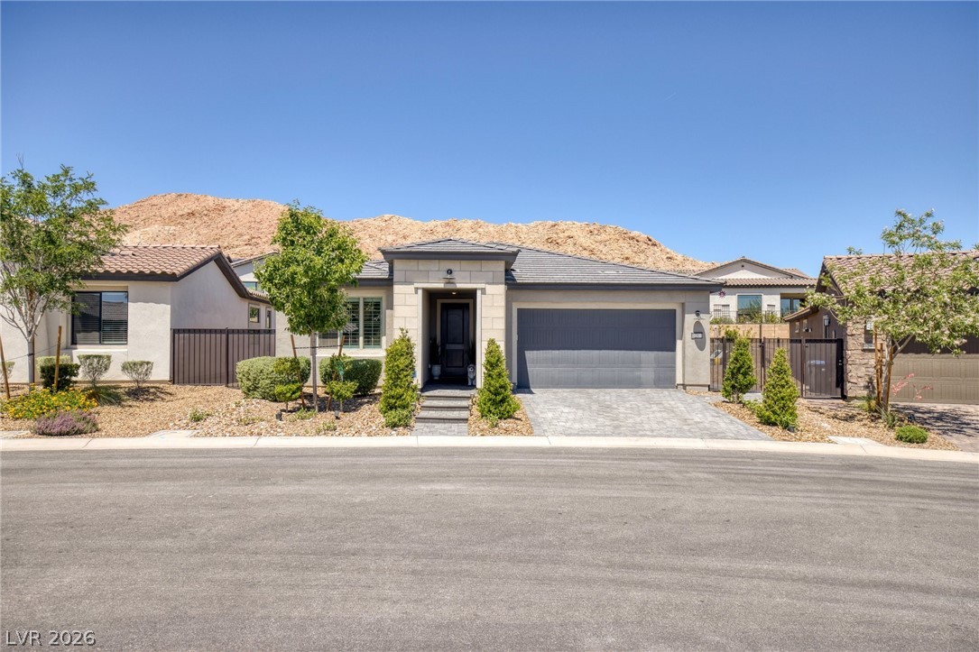 25 Red Creek Bluff Street Henderson NV 89011