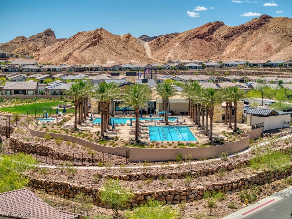 25 Red Creek Bluff Street Henderson NV 89011