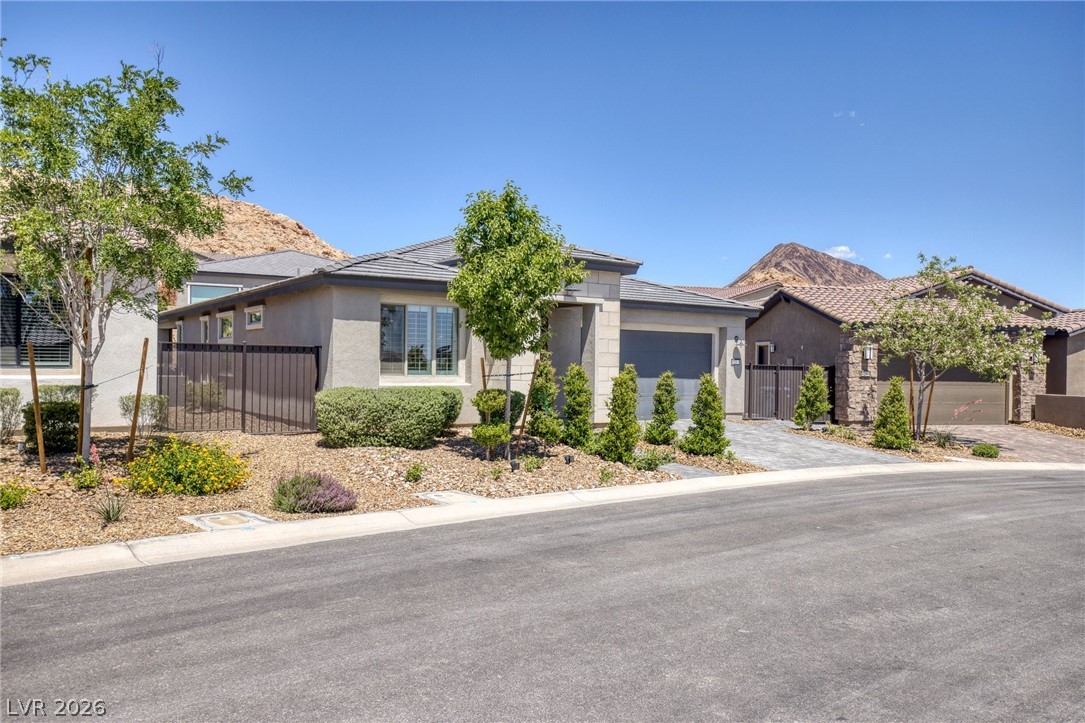 25 Red Creek Bluff Street Henderson NV 89011