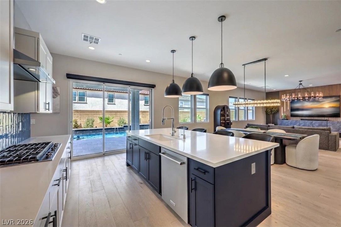 10214 Sequoia Glen Avenue Las Vegas NV 89166