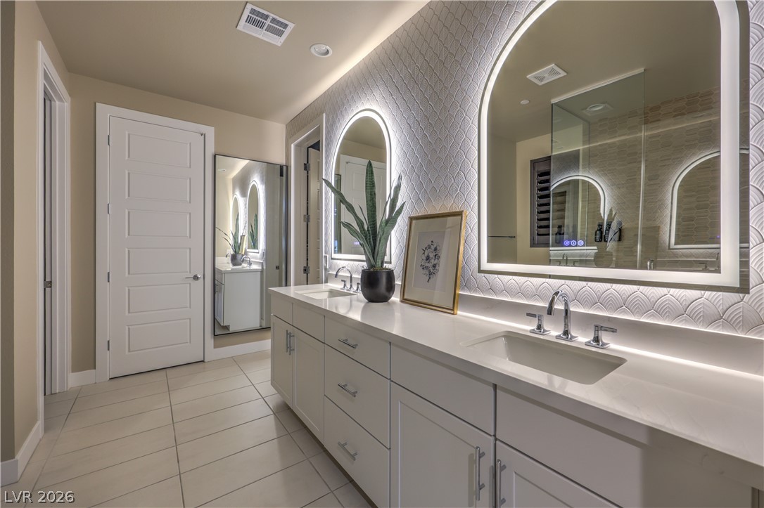 10214 Sequoia Glen Avenue Las Vegas NV 89166