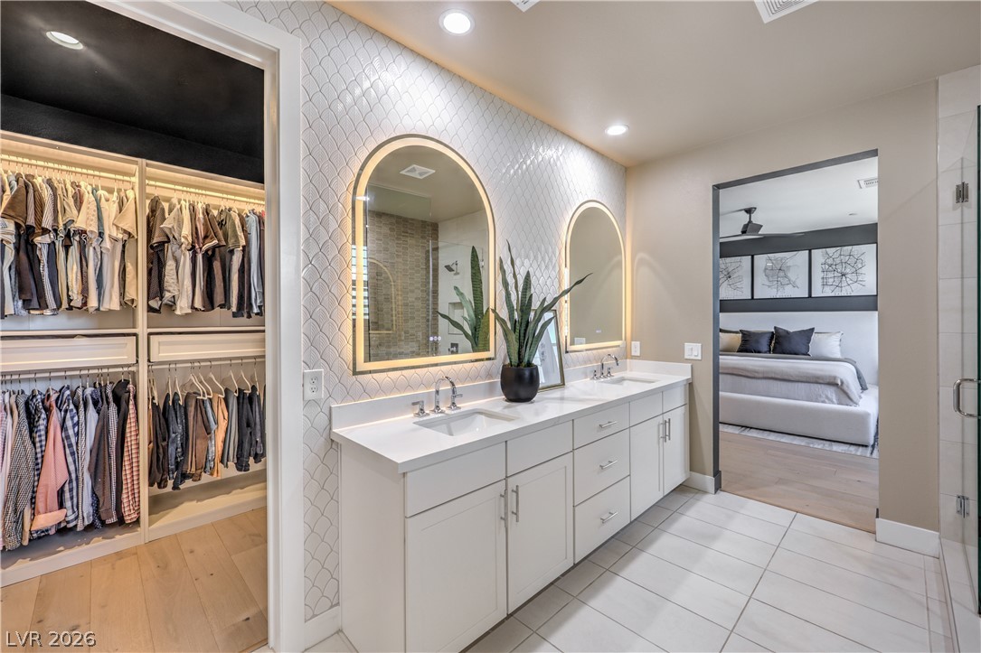 10214 Sequoia Glen Avenue Las Vegas NV 89166