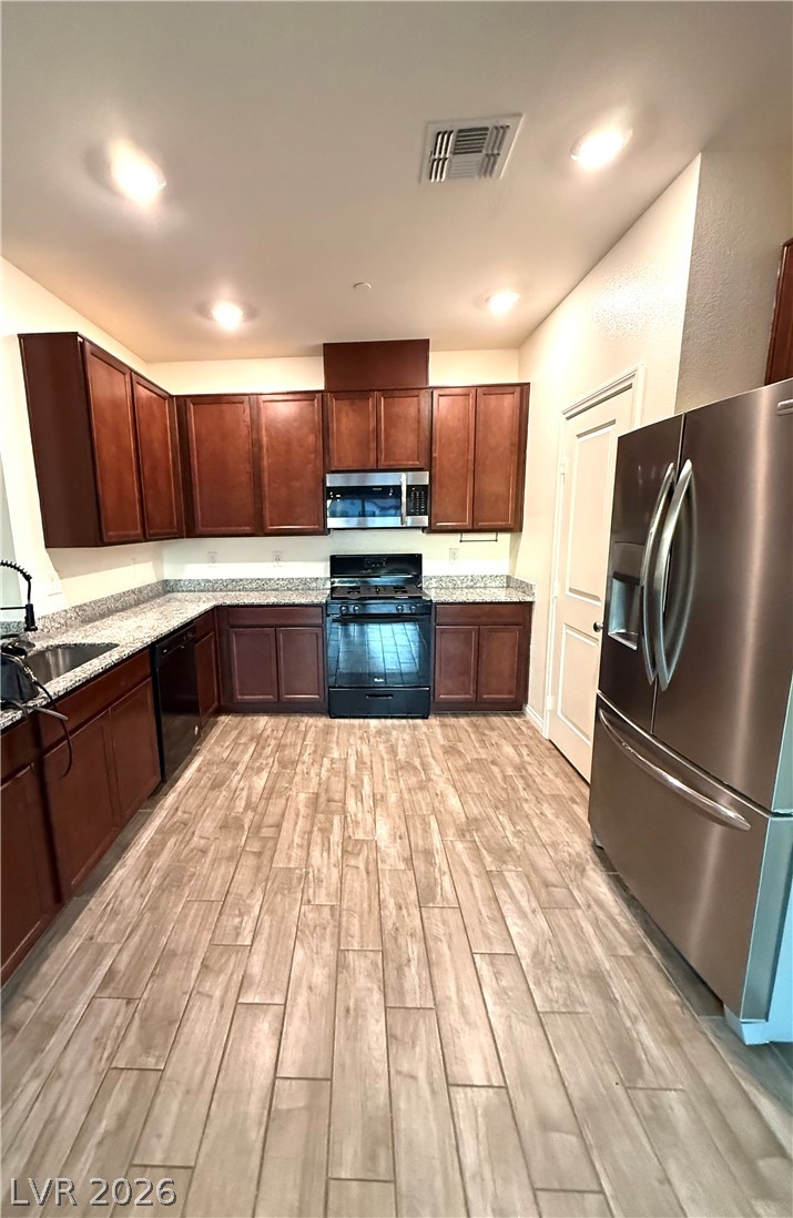 1003 Brilliant Meadow Avenue North Las Vegas NV 89086