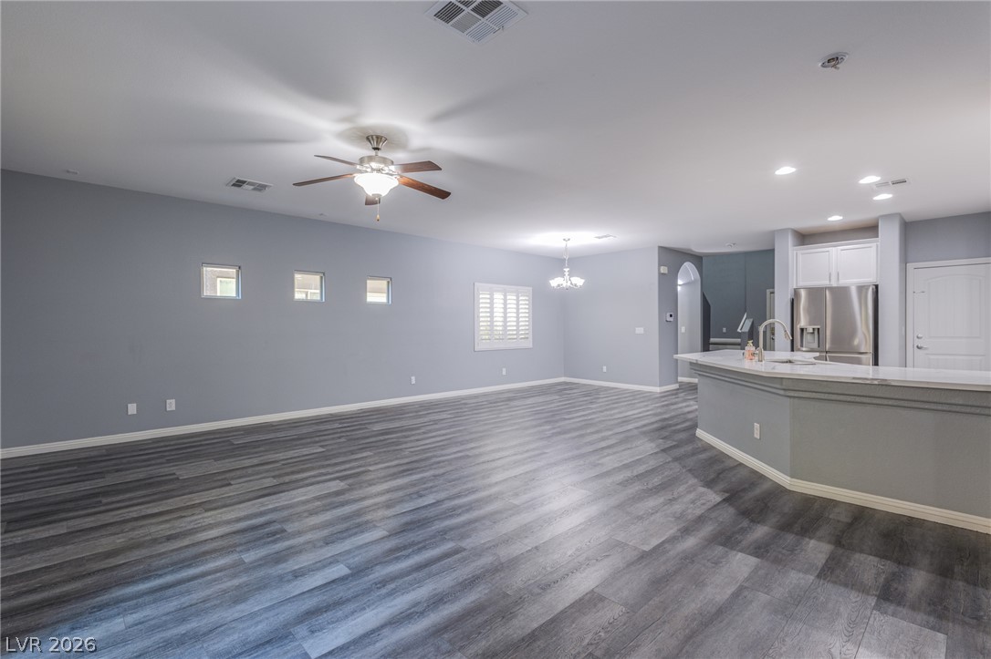 8121 Crushed Velvet Place Las Vegas NV 89166