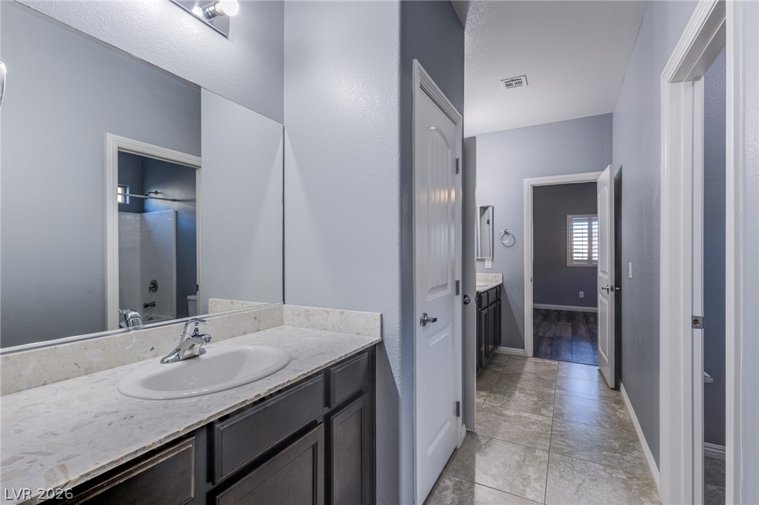 8121 Crushed Velvet Place Las Vegas NV 89166