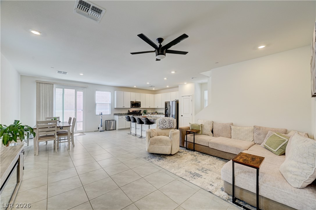 10843 Trail Mark Avenue Las Vegas NV 89166