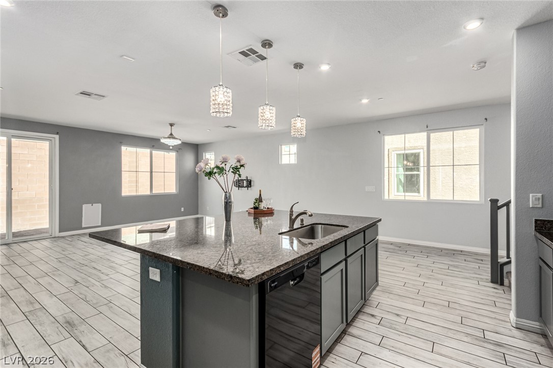 6106 Castle Gardens Avenue Las Vegas NV 89130