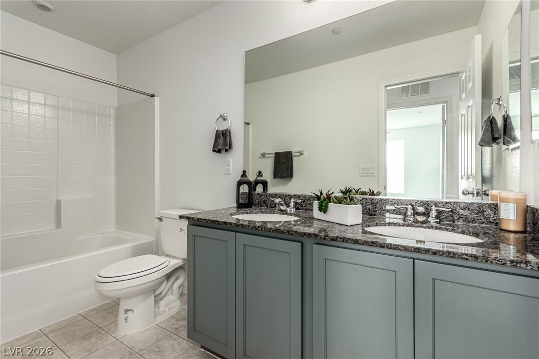 6106 Castle Gardens Avenue Las Vegas NV 89130