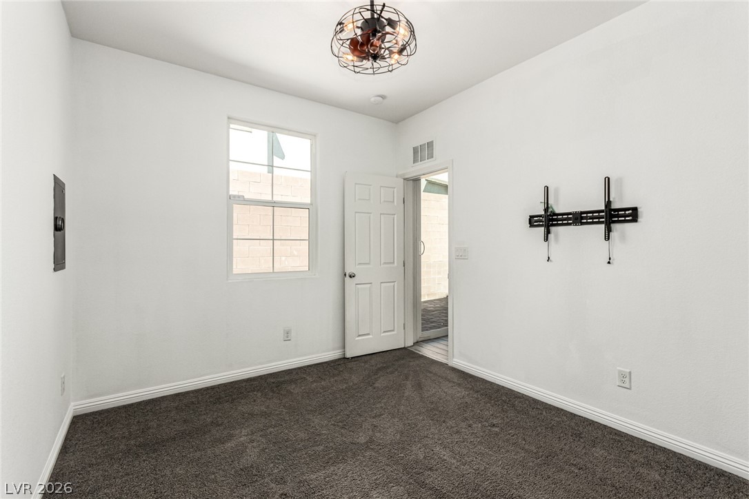 6106 Castle Gardens Avenue Las Vegas NV 89130