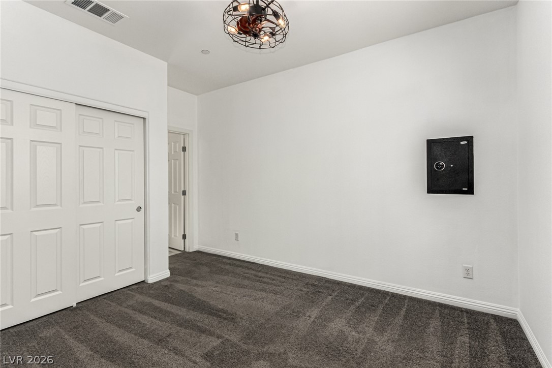 6106 Castle Gardens Avenue Las Vegas NV 89130