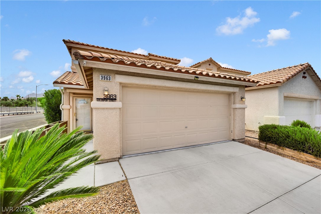 3963 Goldspur Street Las Vegas NV 89129