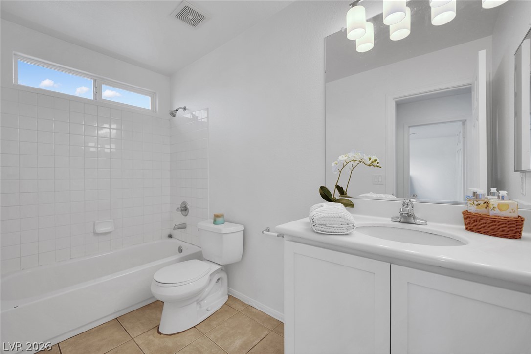 3963 Goldspur Street Las Vegas NV 89129