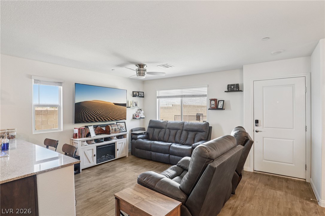 2594 Canary Yellow Court North Las Vegas NV 89086