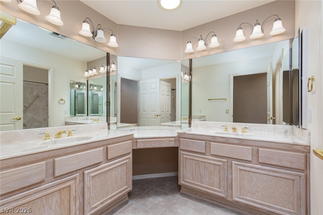 8604 Linderwood Drive Las Vegas NV 89134
