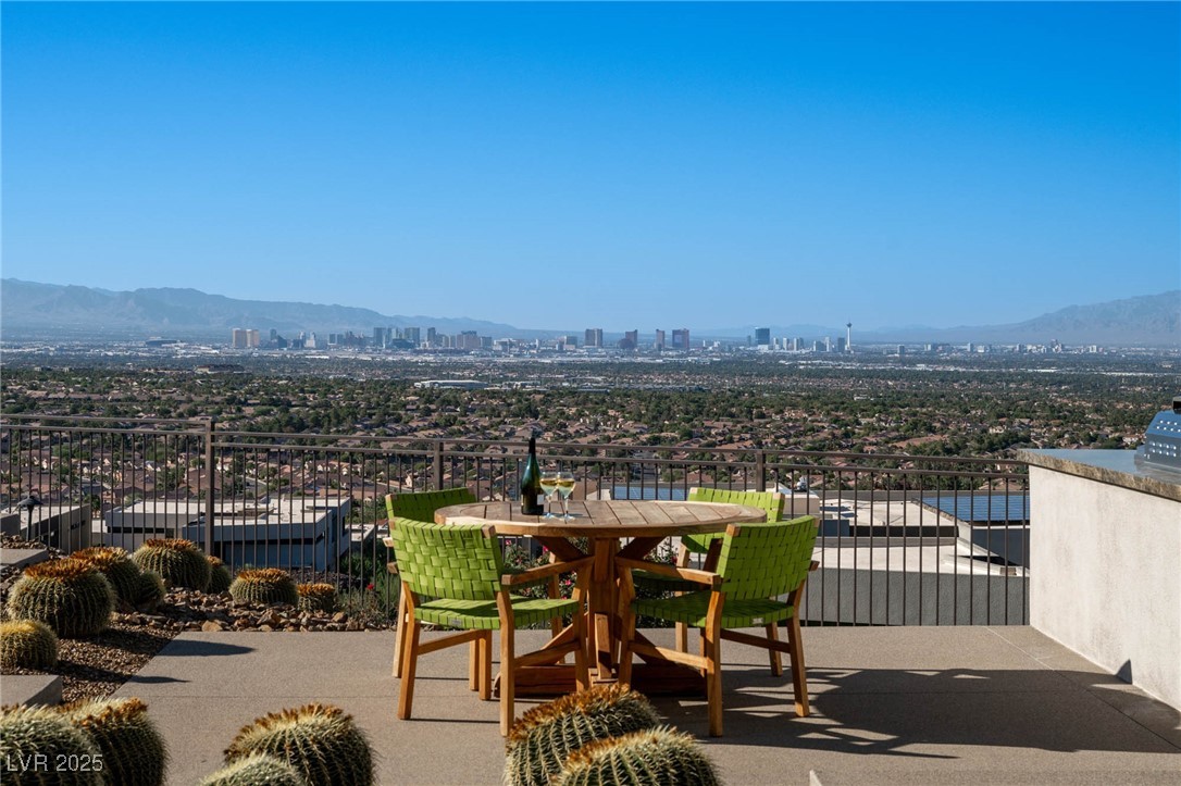 11 Cloud Chaser Boulevard Henderson NV 89012