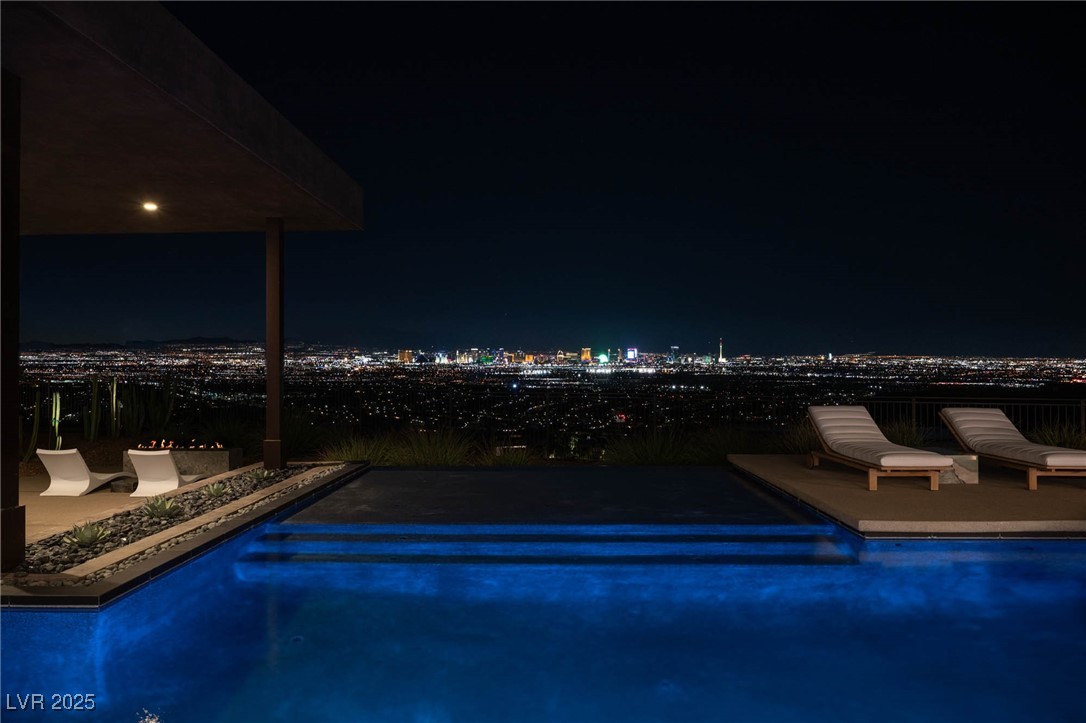 11 Cloud Chaser Boulevard Henderson NV 89012