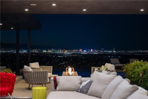 11 Cloud Chaser Boulevard Henderson NV 89012