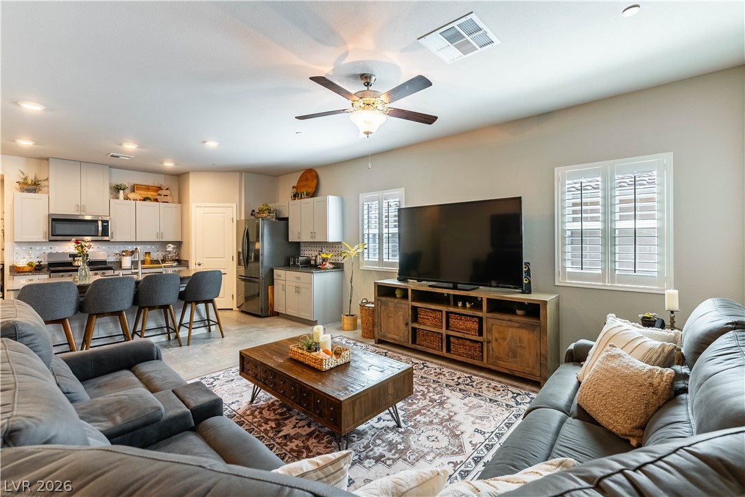 10107 Sequoia Falls Place Las Vegas NV 89149
