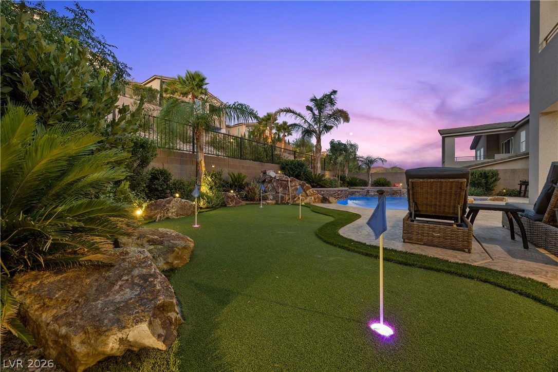 28 Vista Outlook Street Henderson NV 89011