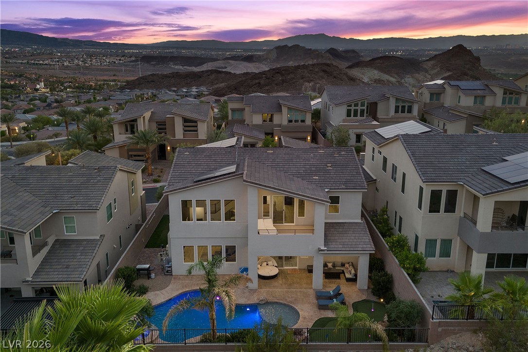 28 Vista Outlook Street Henderson NV 89011