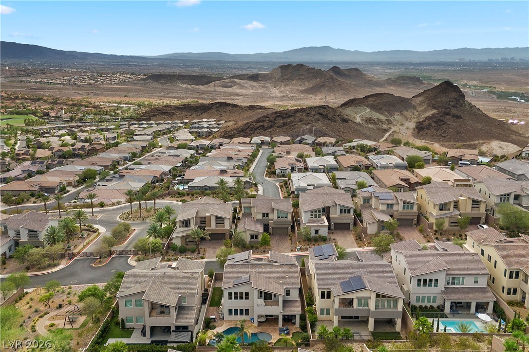 28 Vista Outlook Street Henderson NV 89011