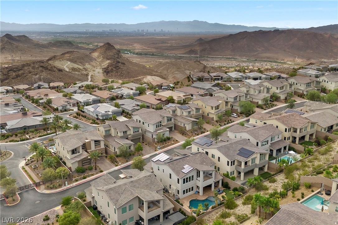 28 Vista Outlook Street Henderson NV 89011