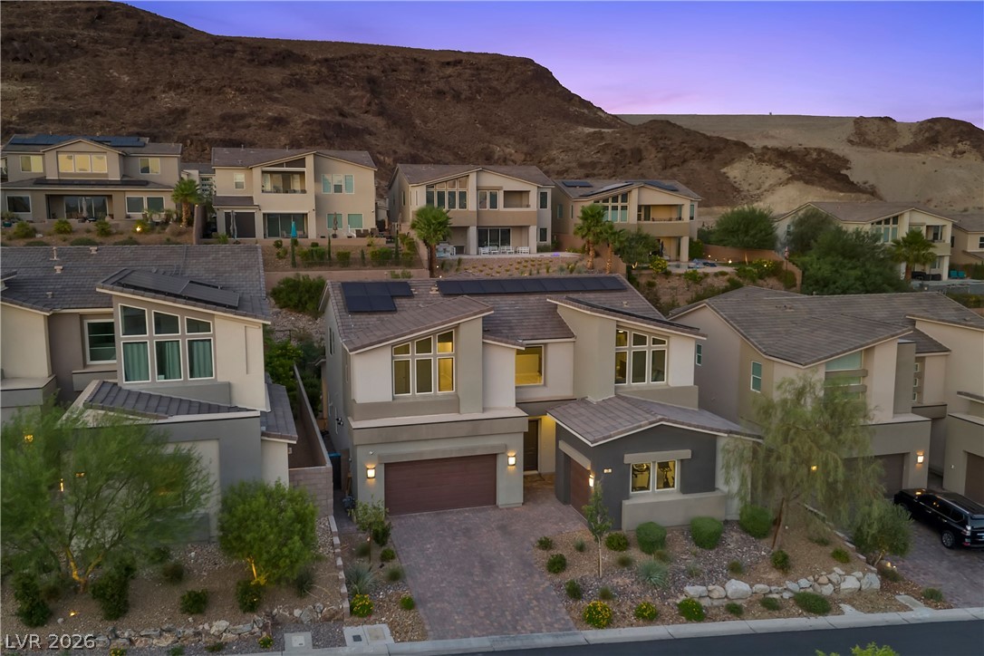 28 Vista Outlook Street Henderson NV 89011