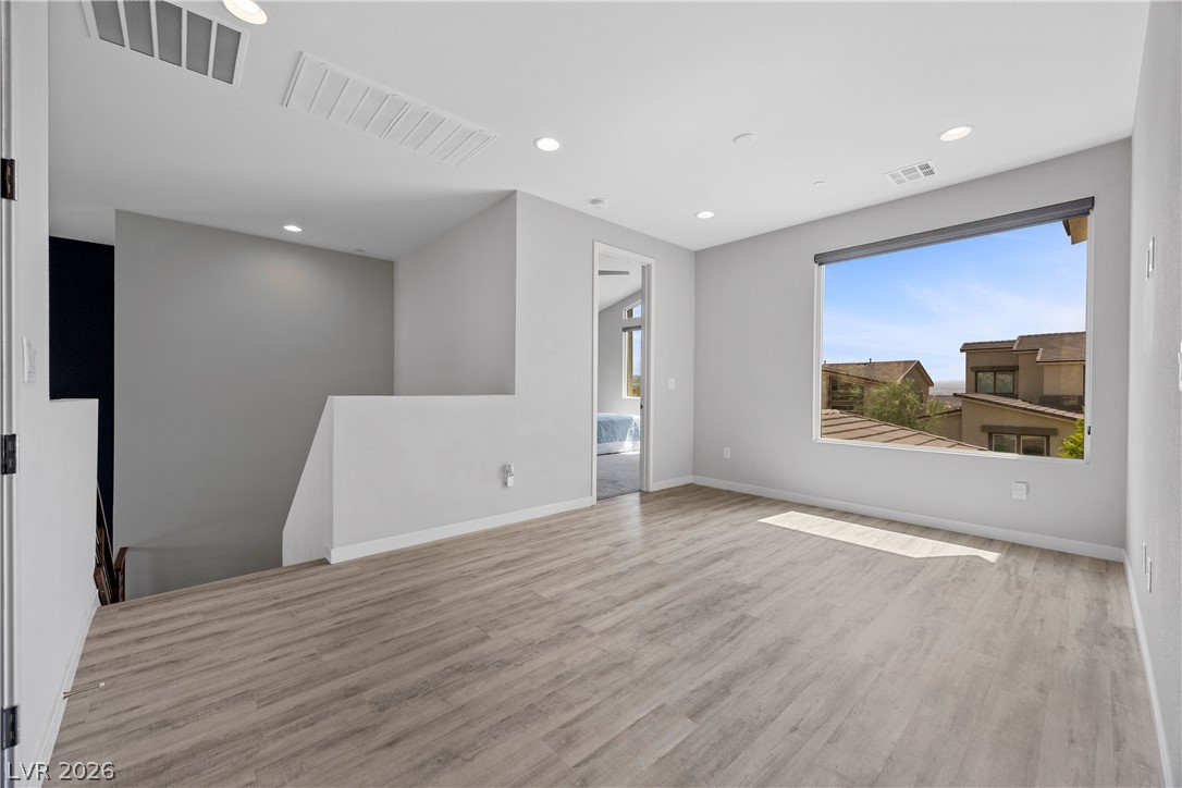 28 Vista Outlook Street Henderson NV 89011