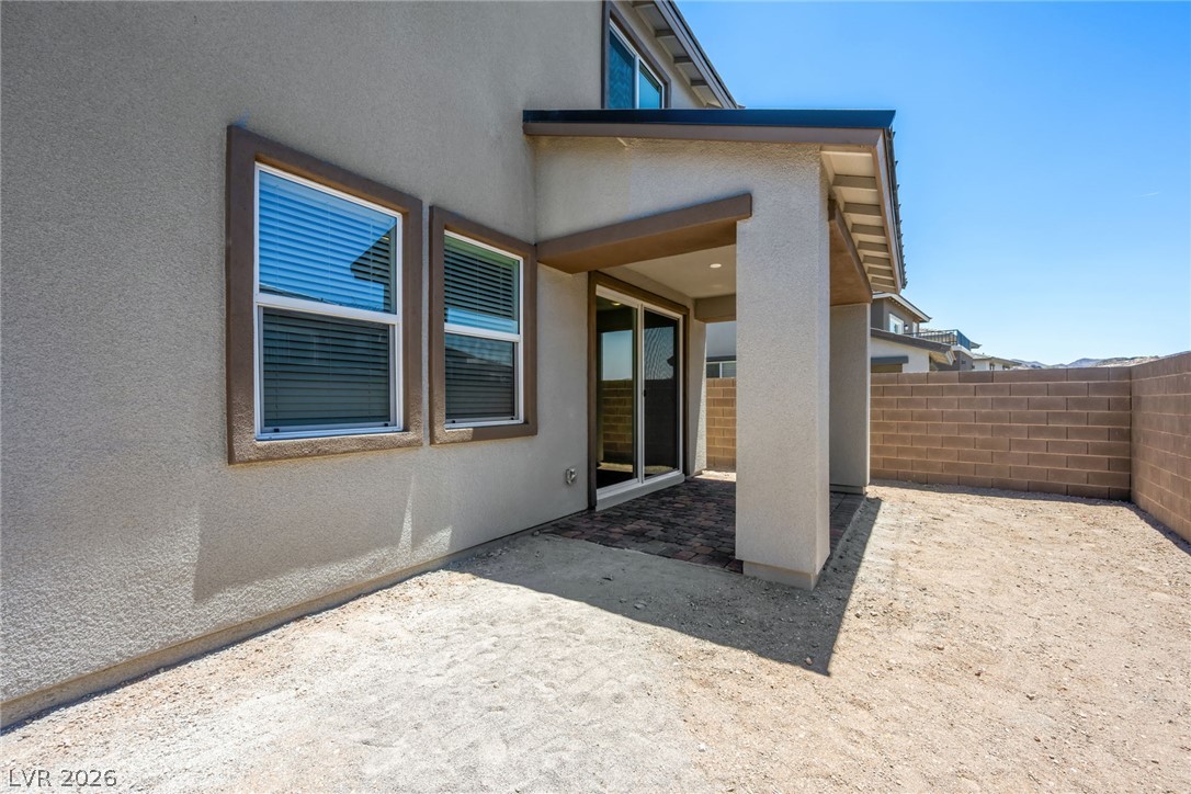 1733 Strada Nathan Henderson NV 89011