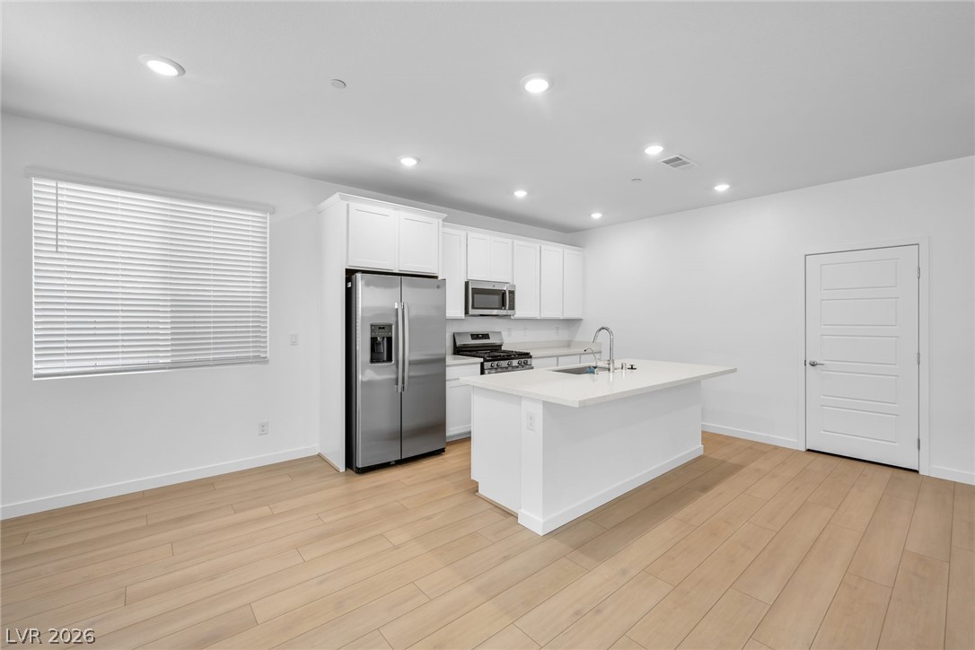 1733 Strada Nathan Henderson NV 89011