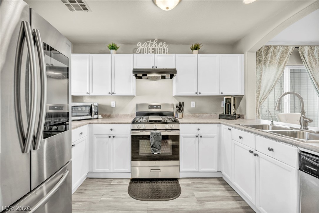 9116 Alluring Avenue Las Vegas NV 89149