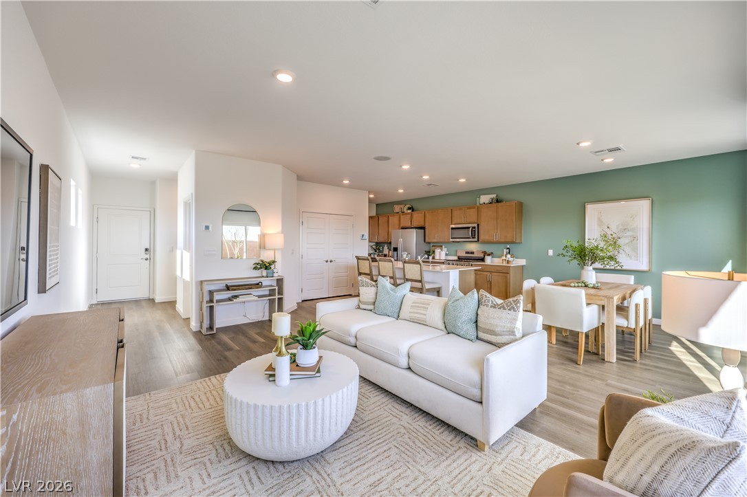 921 Alethea River Avenue North Las Vegas NV 89084