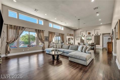 7670 Frittata Avenue Las Vegas NV 89113