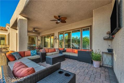7670 Frittata Avenue Las Vegas NV 89113