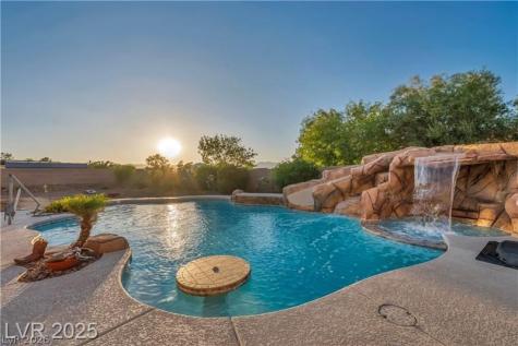 7670 Frittata Avenue Las Vegas NV 89113