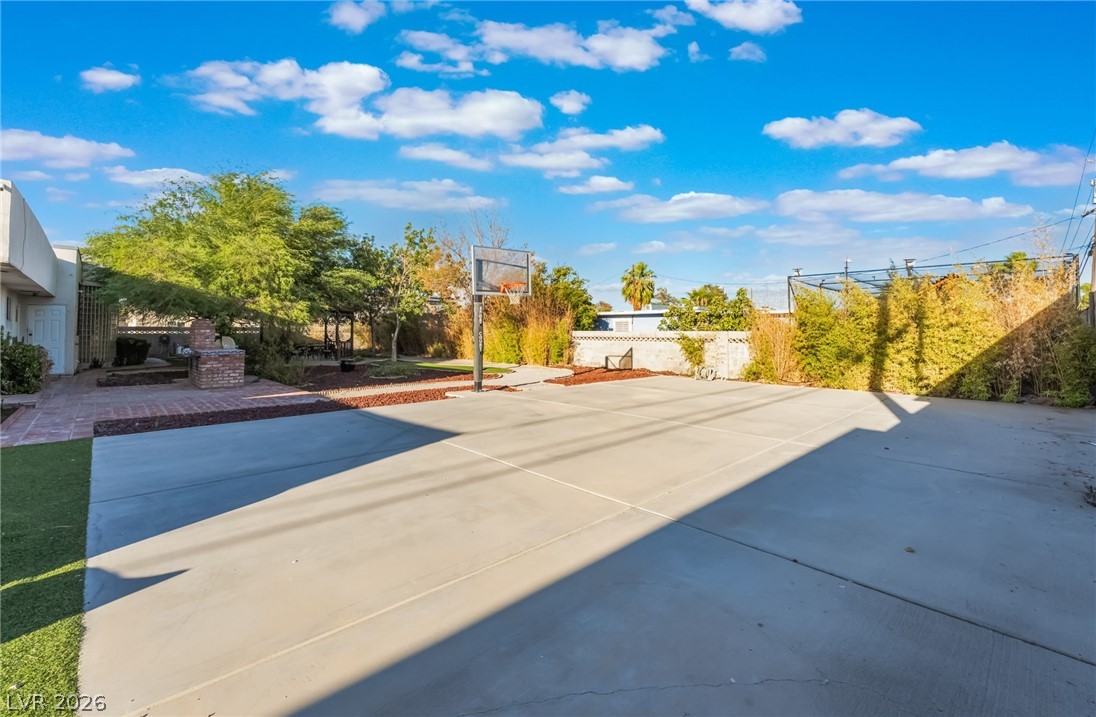 909 Cashman Drive Las Vegas NV 89107